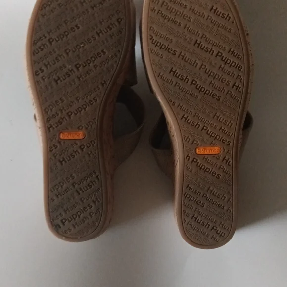 Hush Puppies Women's Tan Wedge Sandals - Picture 7 of 7